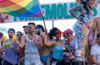 TRAVEL: Andalusiens Regierung anerkennt offiziell die Bedeutung der Torremolinos Pride