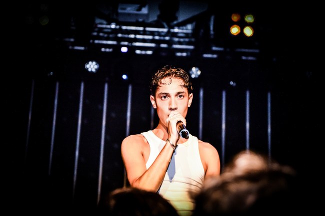INTERVIEW: Der norwegische ESC-Star Kyle Alessandro im Interview