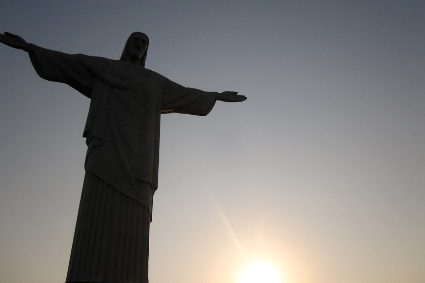 BRASILIEN: Steht die Ehe von 80'000 LGBTI+ Paaren bald vor dem Aus?