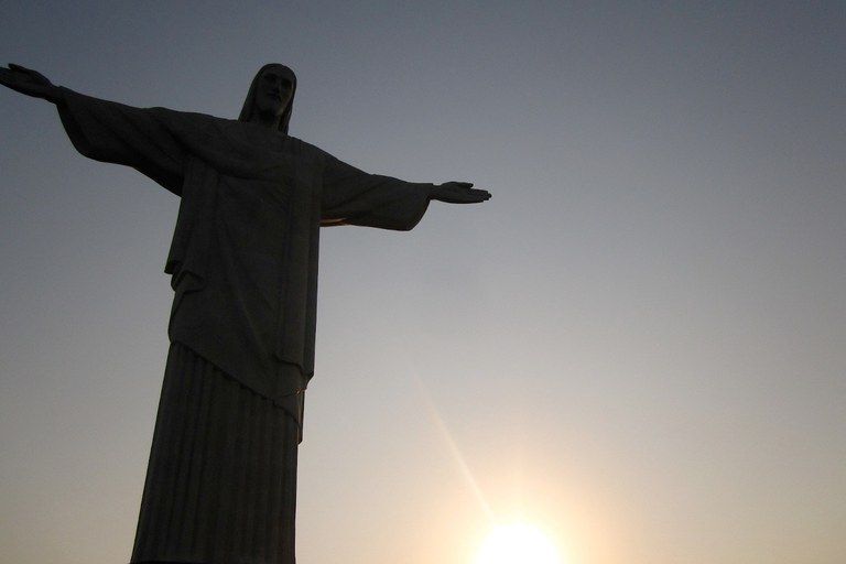 BRASILIEN: Steht die Ehe von 80'000 LGBTI+ Paaren bald vor dem Aus?