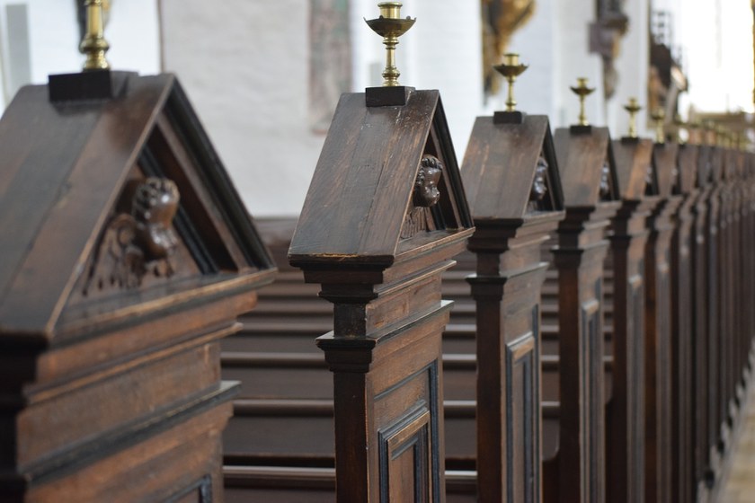 DÄNEMARK: Gericht hält an Eheschliessungen in der Kirche fest