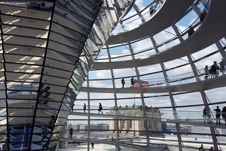 DEUTSCHLAND: Der Bundestag beschliesst das Selbstbestimmungsgesetz