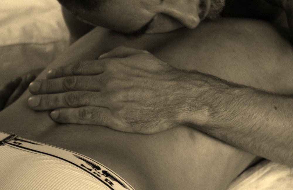 FRANKREICH: Bürgermeister erpresst Gegner mit Video von Escort - Gefängnis!