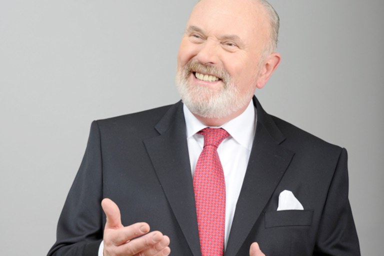 IRLAND: Senator und LGBTI+ Aktivist David Norris tritt zurück