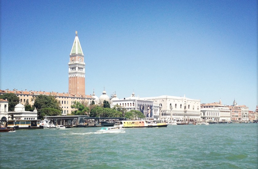 ITALIEN: Venedig verbannt LGBT-Themen aus der Schule – Mailand könnte folgen