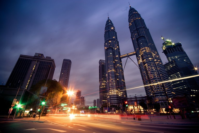 MALAYSIA: 51 Verhaftungen an angeblicher Gay- und Drogenparty in Kuala Lumpur