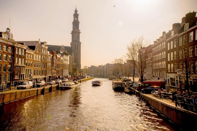 NIEDERLANDE: Gibt es bald ein Asylzentrum speziell für queere Migrant:innen?