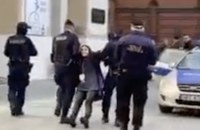 POLEN: Teenager schreibt mit Kreide "Lasst LGBTQ+ in Ruhe" auf den Boden - verhaftet!