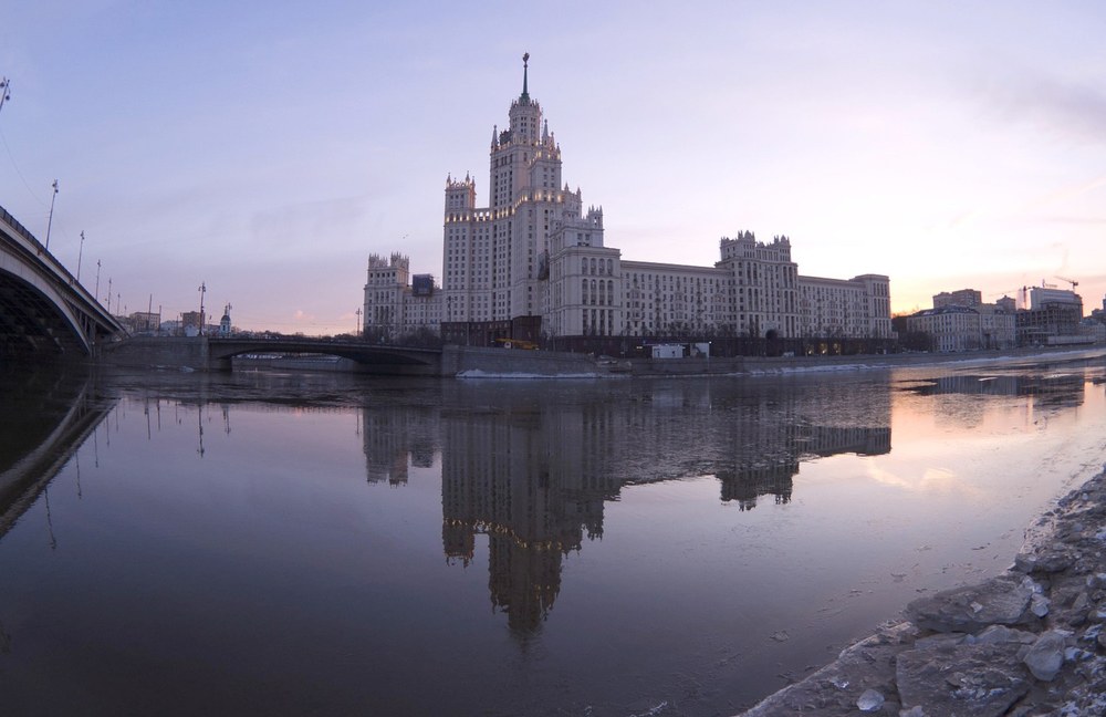 RUSSLAND: Anbieter von LGBTI+ Reisen schuldig gesprochen - trotz Selbstmord