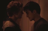 RUSSLAND: Heated Rivalry-Fans machen sich für ihre Serie strafbar