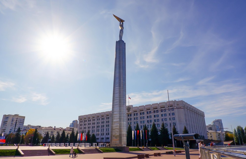 RUSSLAND: Leiter einer kleinen LGBTI+ Organisation als „Extremist“ gebüsst