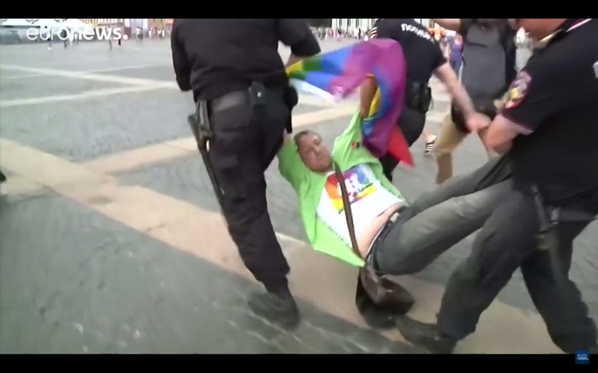 RUSSLAND: Polizei verhaftet rund 30 LGBT-Aktivisten in St. Petersburg