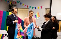 SCHWEDEN: Premiere - die Royals besuchten erstmals LGBTI+ Organisationen