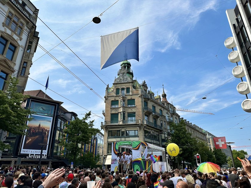 SCHWEIZ: Die Zurich Pride kehrt 2027 ins Herz der Stadt zurück