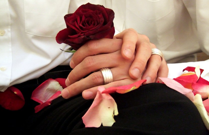 SCHWEIZ: Ehe für alle tritt per 1. Juli in Kraft