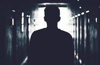 SCHWEIZ: Fast täglich wurde ein queerfeindliches Hassverbrechen gemeldet