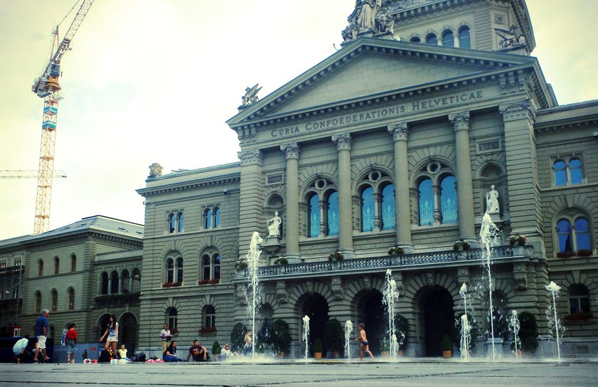 SCHWEIZ: Kanton Bern streicht Geld für LGBT-Beratungsangebote der HAB