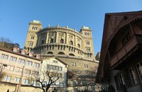 SCHWEIZ: Nationalrat will betreffend trans Jugendlichen erst Fakten schaffen