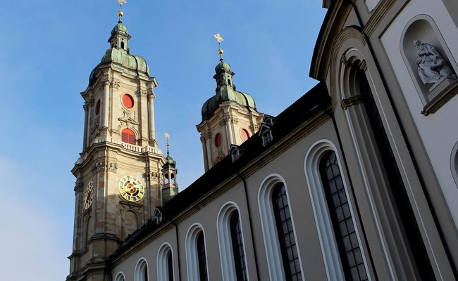 SCHWEIZ: St. Gallen schaut hin - eine weitere Stadt führt das Meldetool ein