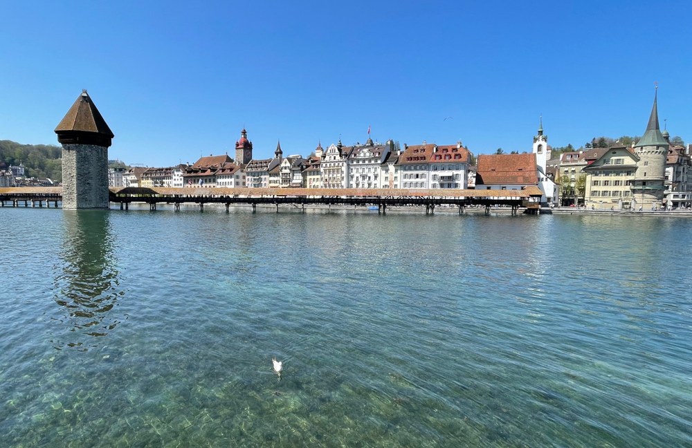 SCHWEIZ: Stadt Luzern spricht mehr Gelder für LGBTI+ Kinder und Jugendliche