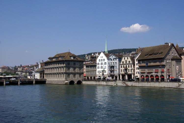 SCHWEIZ: Zürcher Stadtrat verlängert Gratis-Tests auf HIV, Tripper...