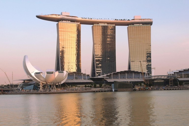 SINGAPUR: Moderne Fassade, konservative Einstellung - doch der Wandel beginnt