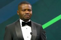 SPORT: Afrikas erster offen queerer Fussballspieler mit Sport Award geehrt