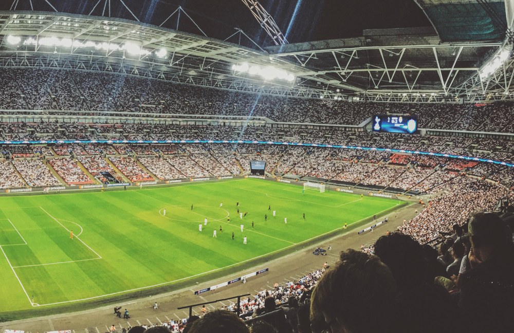 SPORT: LGBTI+ Fussball-Fanorganisation von England boykottiert WM in den USA