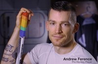 SPORT: NHL krebst zurück und erlaubt Pride-Tapes wieder