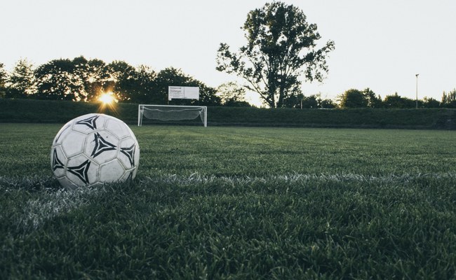 SPORT: Welche Mannschaften wurden bei der Fussball-WM am meisten LGBTI+ feindlich beleidigt?
