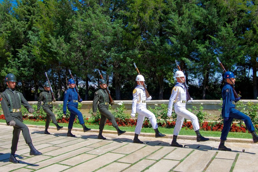 TÜRKEI: Gerichtsgutachten zeigt Folter durch die Polizei während der Pride