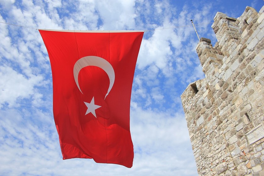 TÜRKEI: Neue Welle an Verhaftungen von queeren Menschen