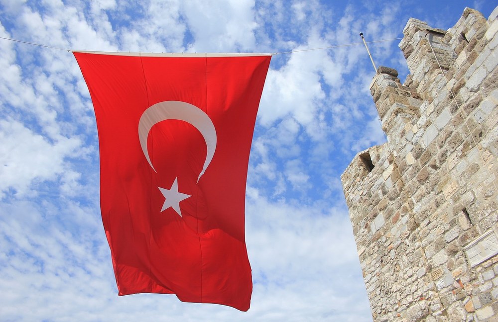TÜRKEI: Neue Welle an Verhaftungen von queeren Menschen