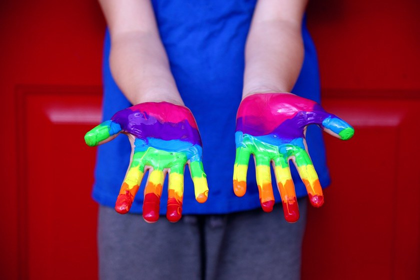 TÜRKEI: Regierung will nicht, dass Kinder Regenbogen malen