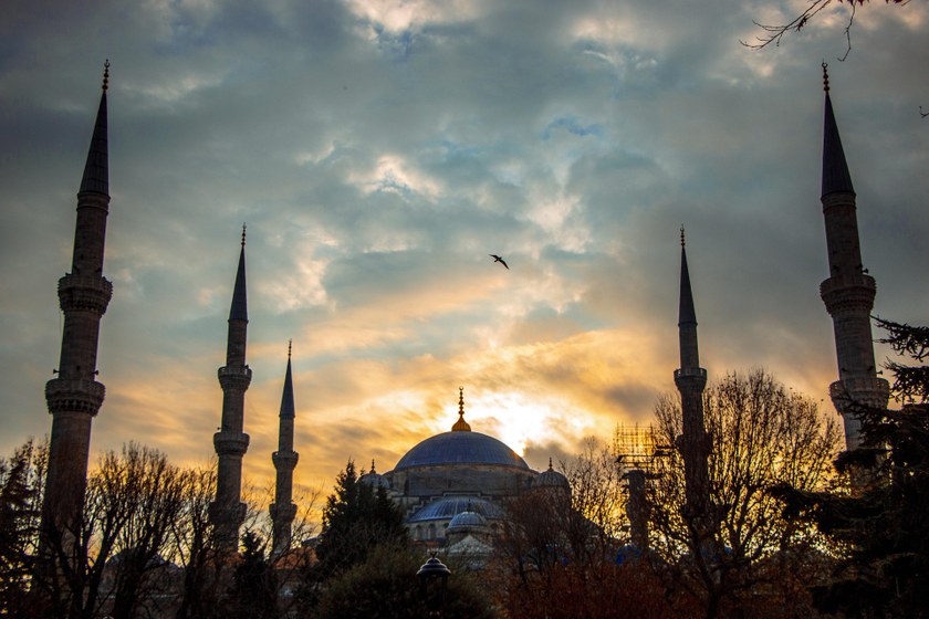 TÜRKEI schliesst eines der grössten Newsportale - wegen angeblichen LGBTI+ Inhalten