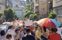 TÜRKEI: Zahl der Verhafteten in Istanbul steigt auf 373 Pride-Teilnehmende