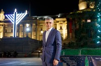 UK: LGBTI+ Ally Sadiq Khan schafft historische Wiederwahl als Londons Bürgermeister