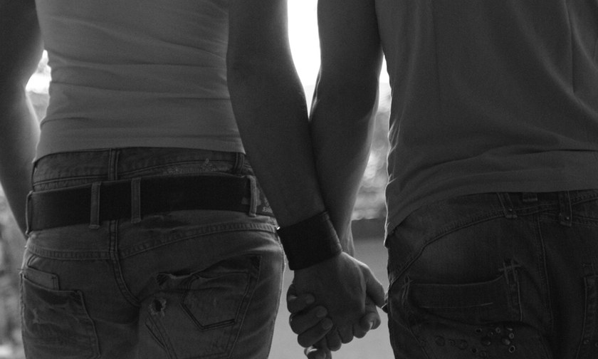 UK: LGBTI+ Paare sollen nicht Händchen halten in der Öffentlichkeit