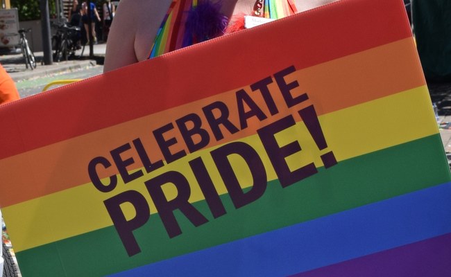 UK: Premierminister wird wegen Prides verklagt