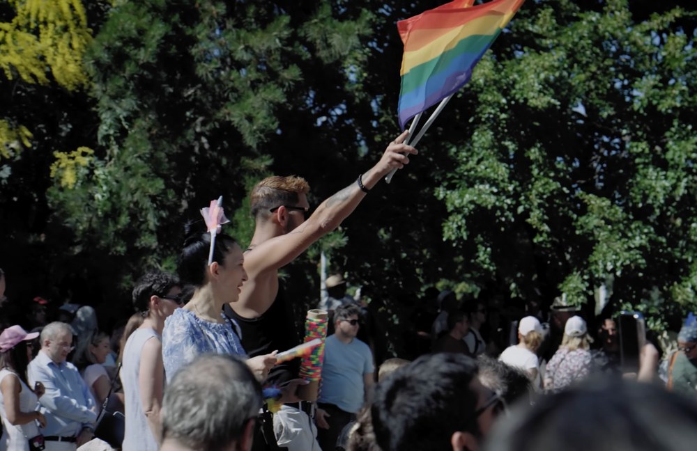 UNGARN: Budapests Bürgermeister droht eine Anzeige wegen der Pride