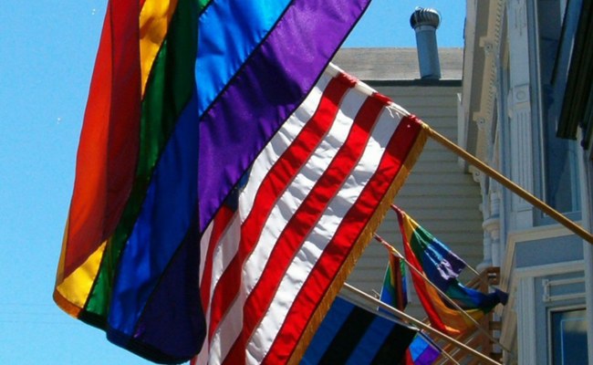 USA: 2'000 US-Dollar für einen Tag Regenbogenfahne