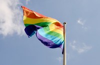 USA: Das Weisse Haus kritisiert das Pride-Fahnen-Verbot an US-Botschaften