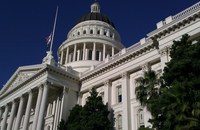 USA: Kalifornien untersagt staatlich-finanzierte Reisen in 5 weitere Bundesstaaten