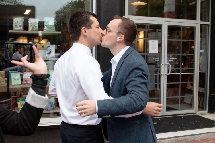 USA: Kriegen die USA bald einen schwulen Präsidenten?