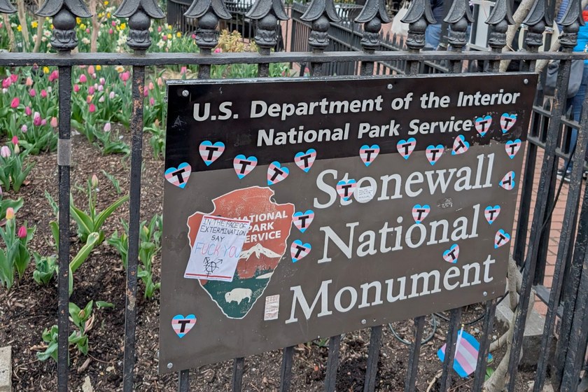 USA: Nach trans Menschen geraten nun andere Mitglieder der LGBTI+ Community ins Visier