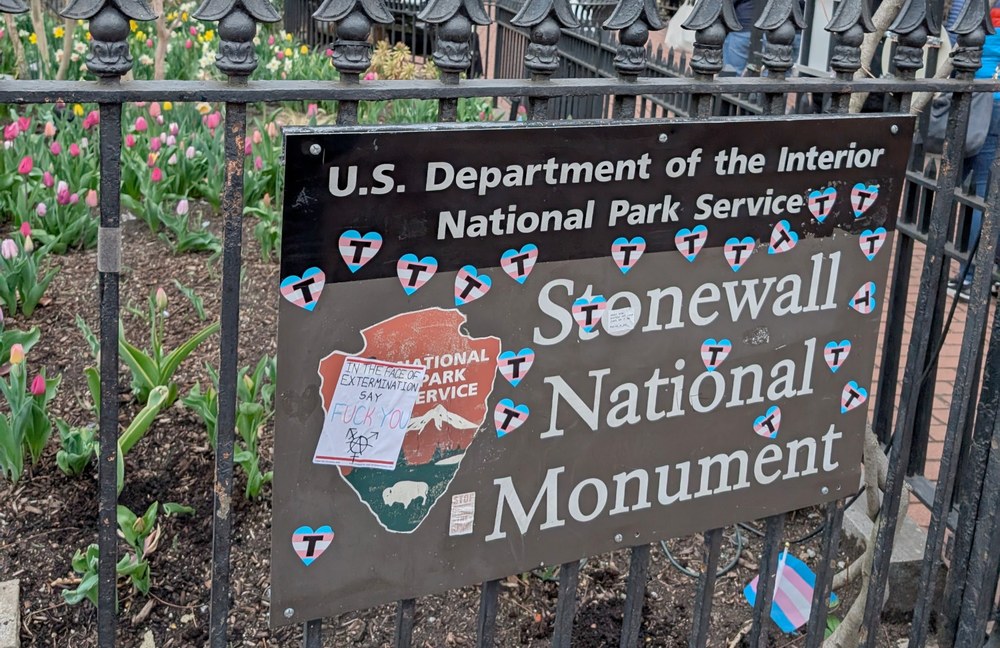 USA: Nach trans Menschen geraten nun andere Mitglieder der LGBTI+ Community ins Visier