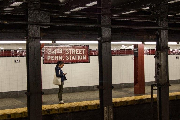 USA: Nutzt New Yorks Polizei Dating Apps um Gays beim Cruising zu überführen?