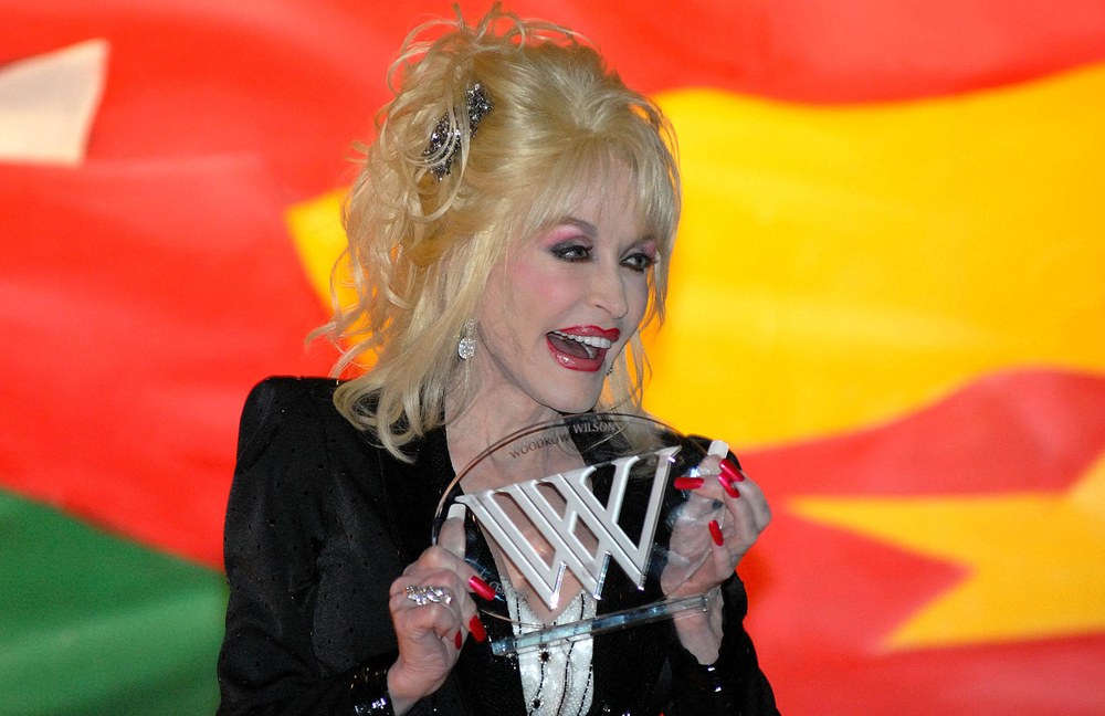 USA: Richter hebt Drag-Verbot auf - mit Dolly Parton als Begründung
