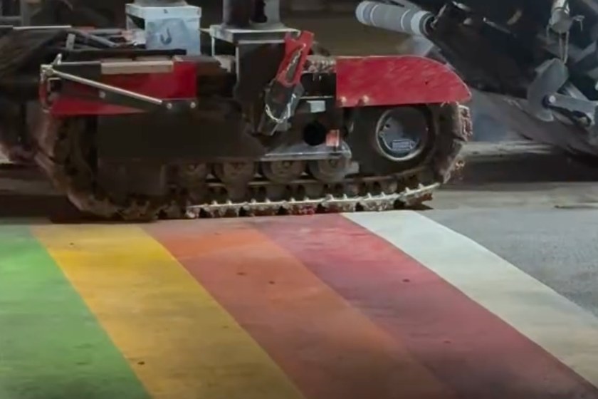 USA: Sie wollten einen Pride-Fussgänger schützen, und wurden verhaftet USA: Sie wollten einen Pride-Fussgänger schützen, und wurden verhaftet