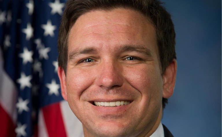 USA: Und dann warens nur noch 2… DeSantis gibt auf!